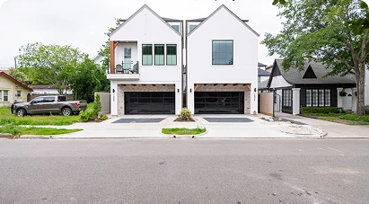 Duplexes or Two Homes Power Washing In Houston Texas