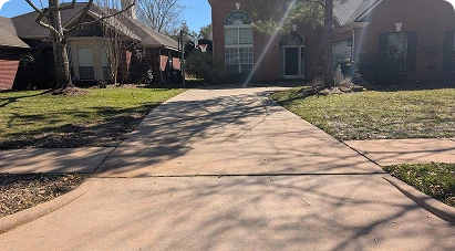 Houston Driveway and sidewalk power washing